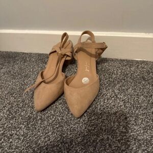 New Look Tan Pointed Heels